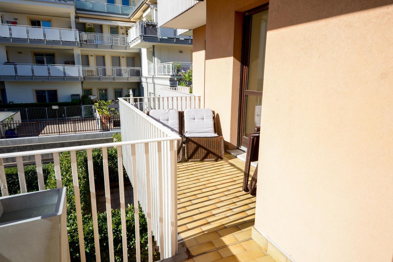 Apartament White Dream Riva Zewnętrze zdjęcie